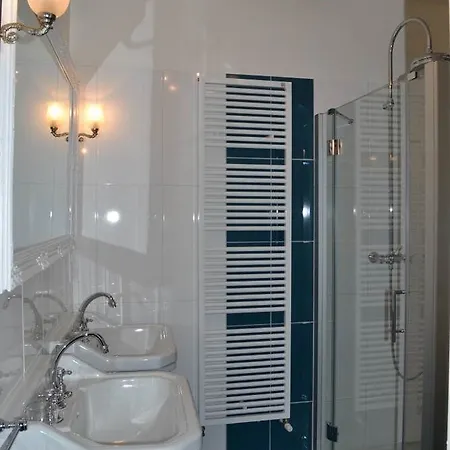 Hotel Monts Et Delices Dienné